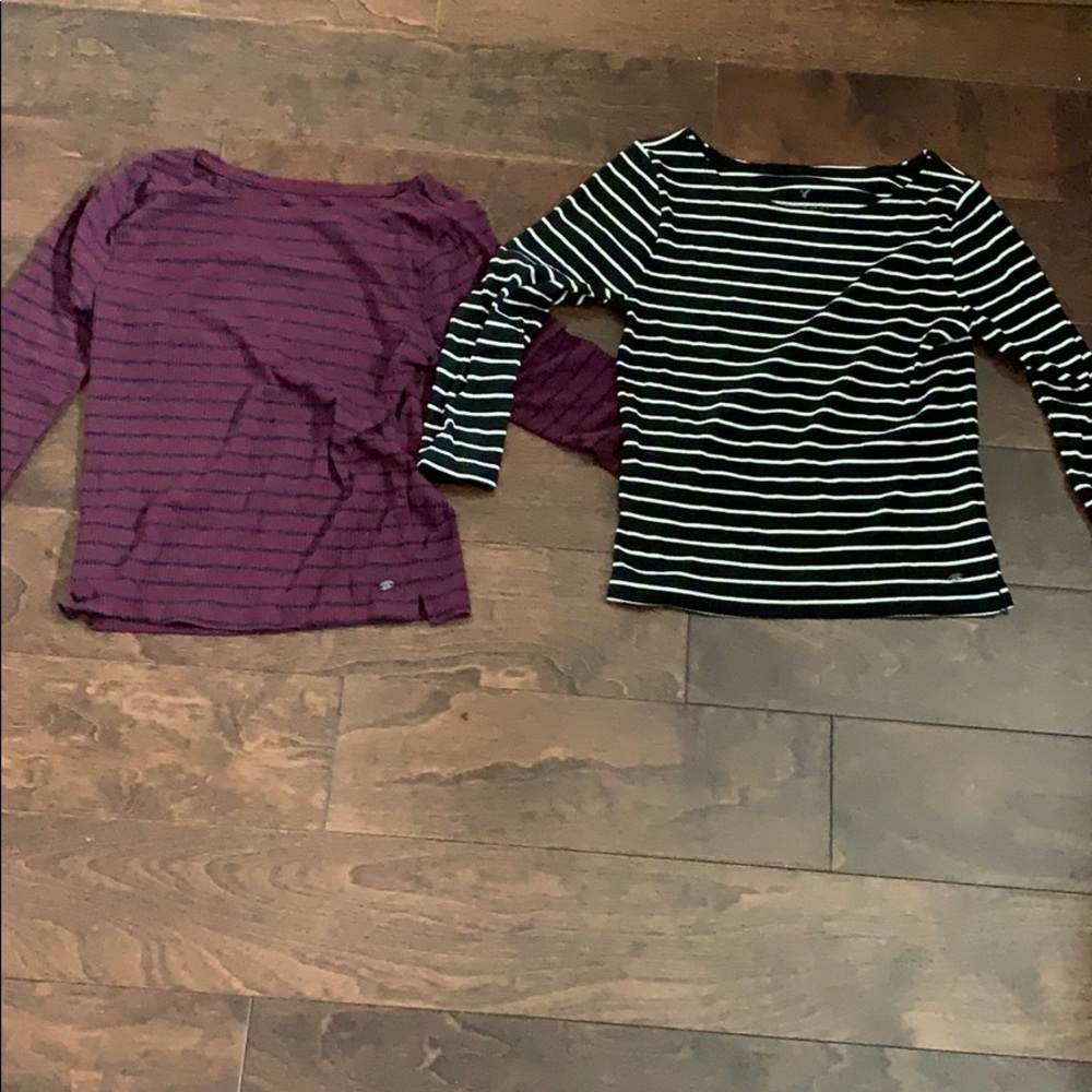 Two American Eagle Long sleeve tee shirts